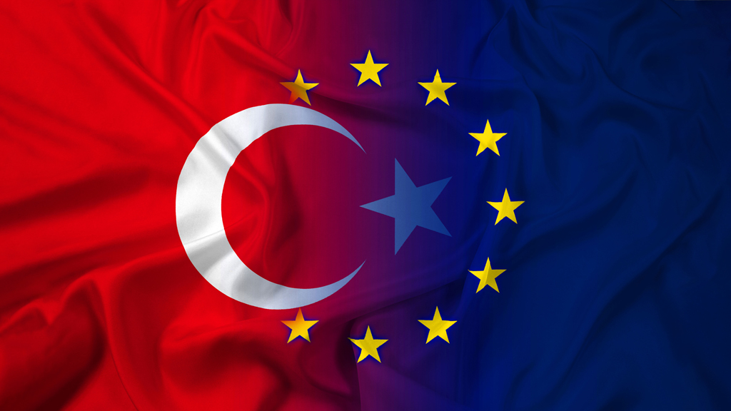 Çok Kutuplu Dünya Düzeninde    Avrupa Birliği - Türkiye İlişkilerinin Geleceği